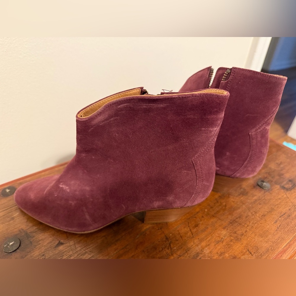 Women's Suede Ankle Boots - Burgundy